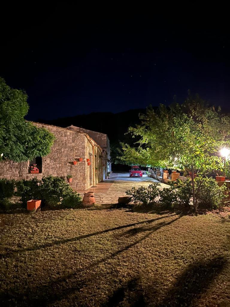 Mandra Chiusilla Villa Collesano Buitenkant foto